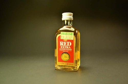 Red Extra Blended Whisky 3