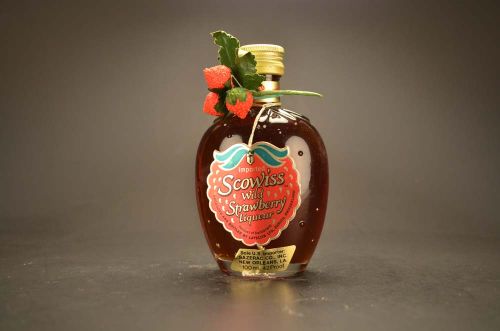 Scowiss Wild Strawberry Liqueur 1218