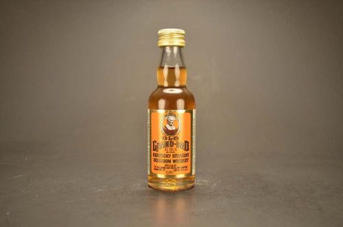 Old Grand Dad Kentucky Straight Bourbon Whiskey 1279
