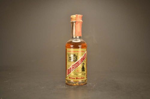 Old Fitzgerald-  Kentucky Straight Bourbon Whiskey 1284