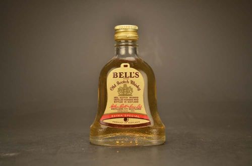 Bell'S Old Scotch Whisky- Extra Special  1623