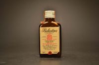 Ballantine'S Finest Quality Liqueur 1669