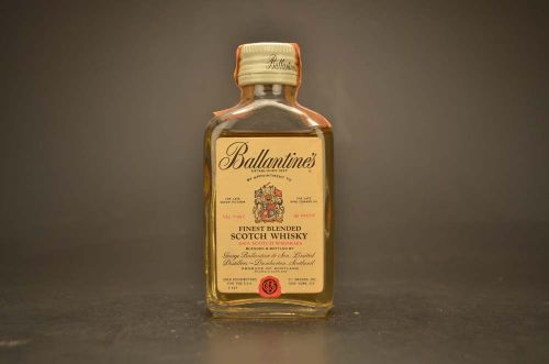 Ballantine'S Finest Blended Sctoch Whisky 1673