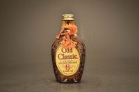 Old Classic A Blend Of Straight Whiskies 1825