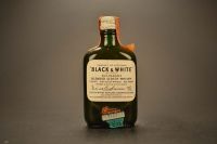 Black & White- Buchanan'S Blended Scotch Whisky 639