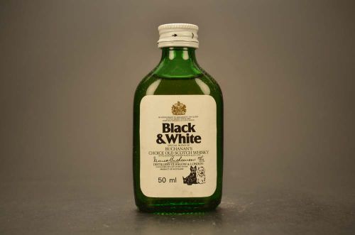 Black & White- Buchanan'S Choice Old Scotch Whisky 648