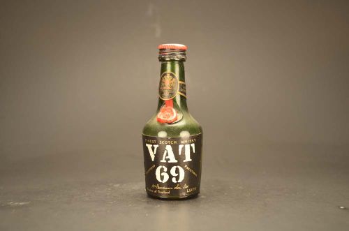 Vat 69 Finest Scotch Whisky 1916