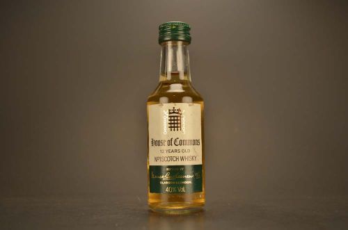 House Of Commons- No.1 Scotch Whisky 719