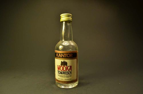 Kantor- Wodka Towarisch 105