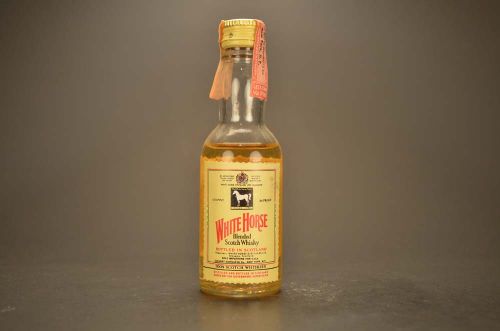 White Horse- Blended Scotch Whisky 887