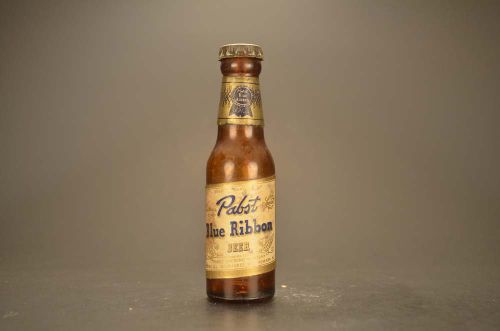 Pabst Blue Ribbon Beer 910
