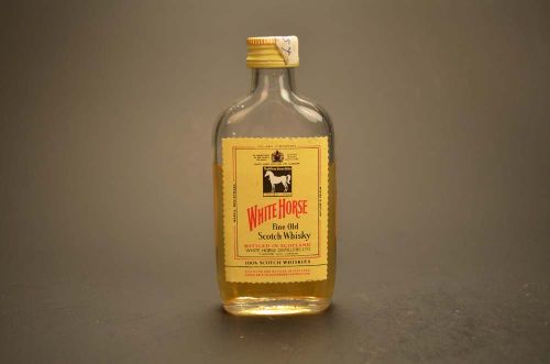 Fine Horse Fine Old Scotch Whisky 330