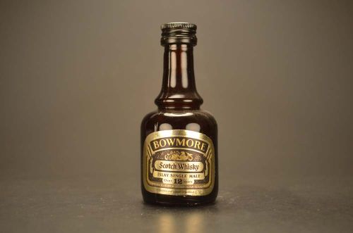 Bowmore- Scotch Whisky- Islay Single Malt 1015