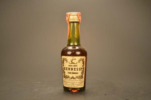 Bras Arme- Hennessy- Fine Cognac 480