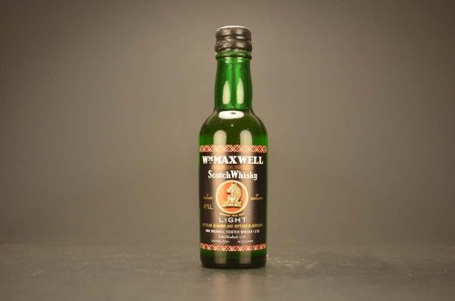 Wm Maxwell Scotch Whisky Light 1074