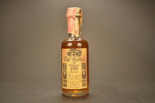 Old Weller- Kentucky Straight Bourbon Whiskey 551